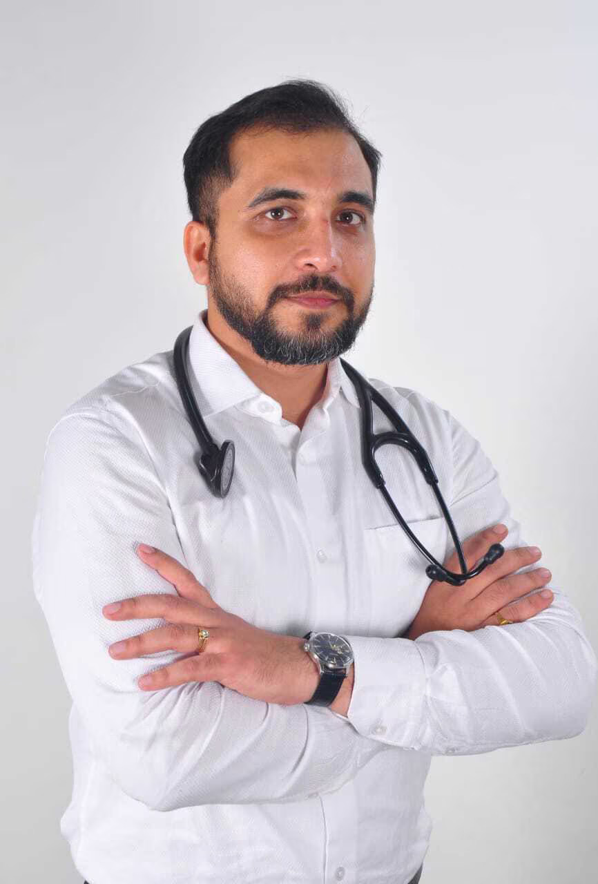 Dr Mayank Anand General Physician in Noida